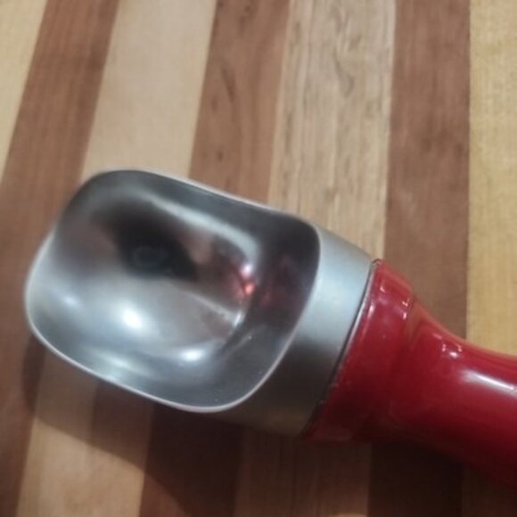 Zyliss Ice Cream Scoop Weighted Ergonomic RED Handle Metal Stainless Scooper - Picture 3 of 7